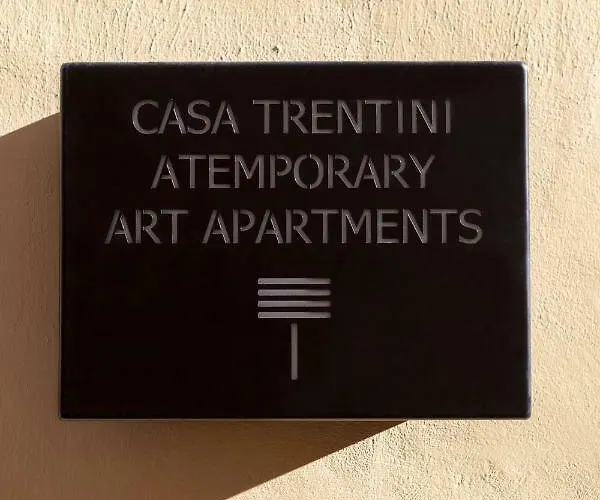 Casa Trentini - Atemporary Art 公寓 特伦托